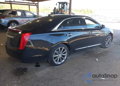 2013 Cadillac Xts W20 Livery Package z USA, uszkodzony, nr VIN 2G61W5S36D9221043